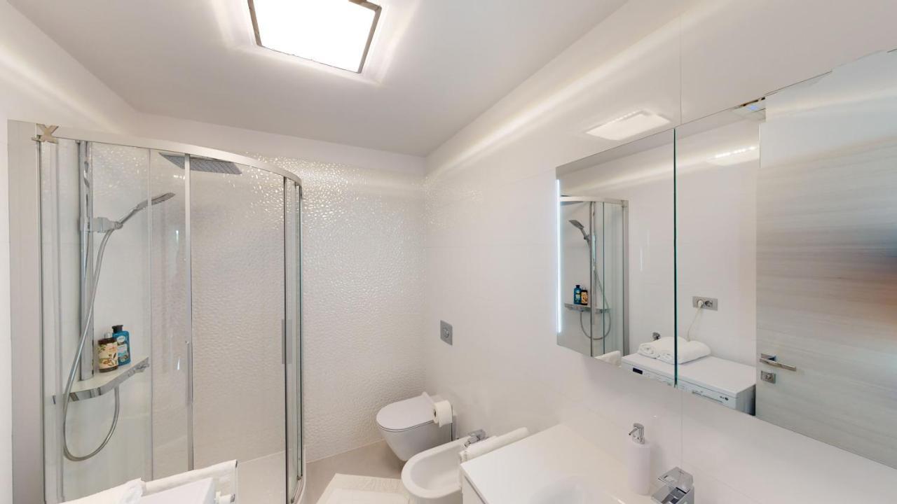 Design Apartment Emerald Viskovo Bagian luar foto