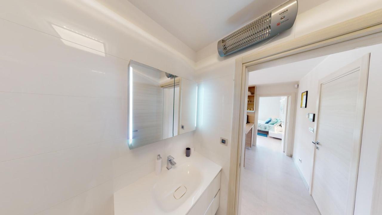 Design Apartment Emerald Viskovo Bagian luar foto